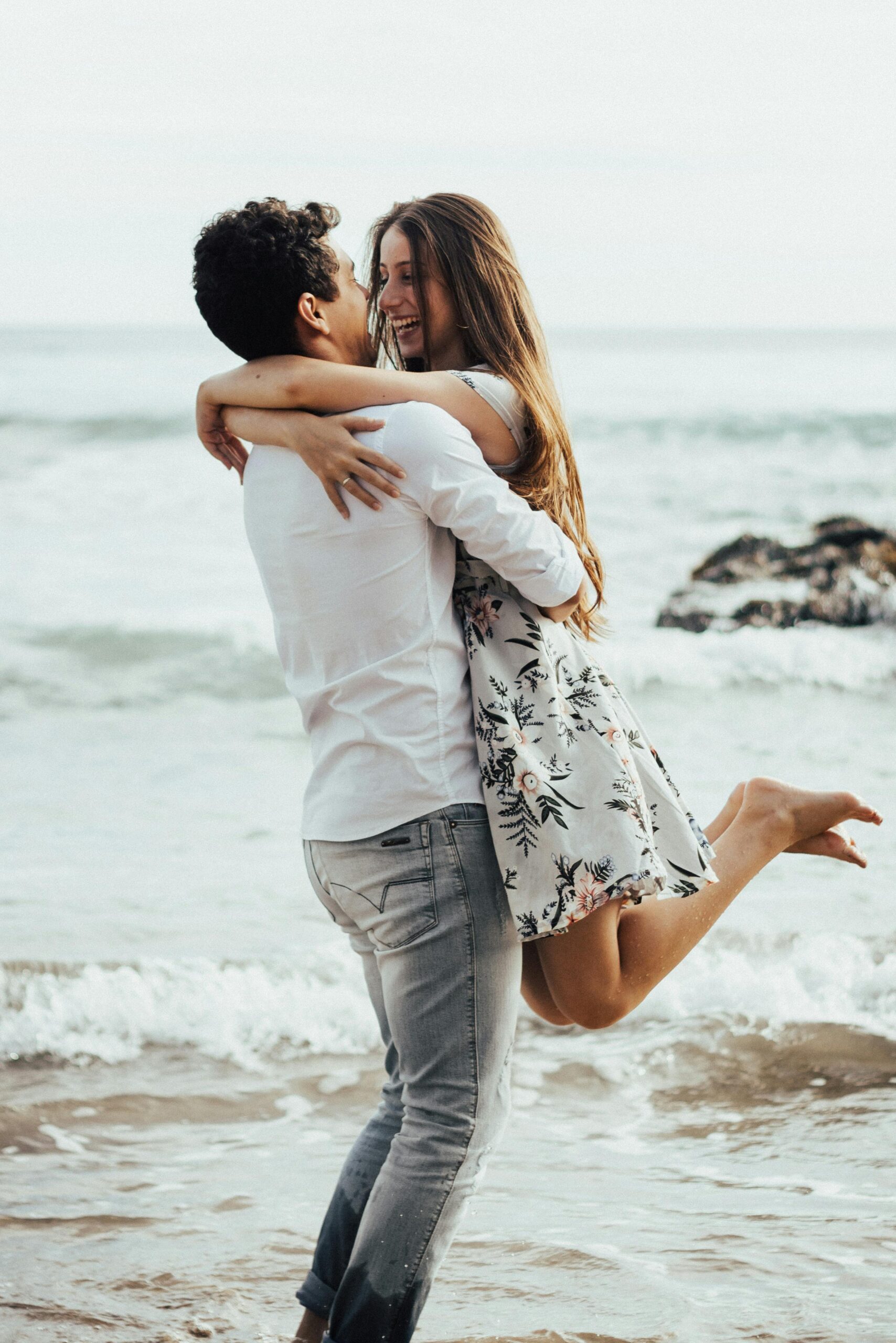 Do you Want to be the Happiest Couples? Do These 5 Free Things Together