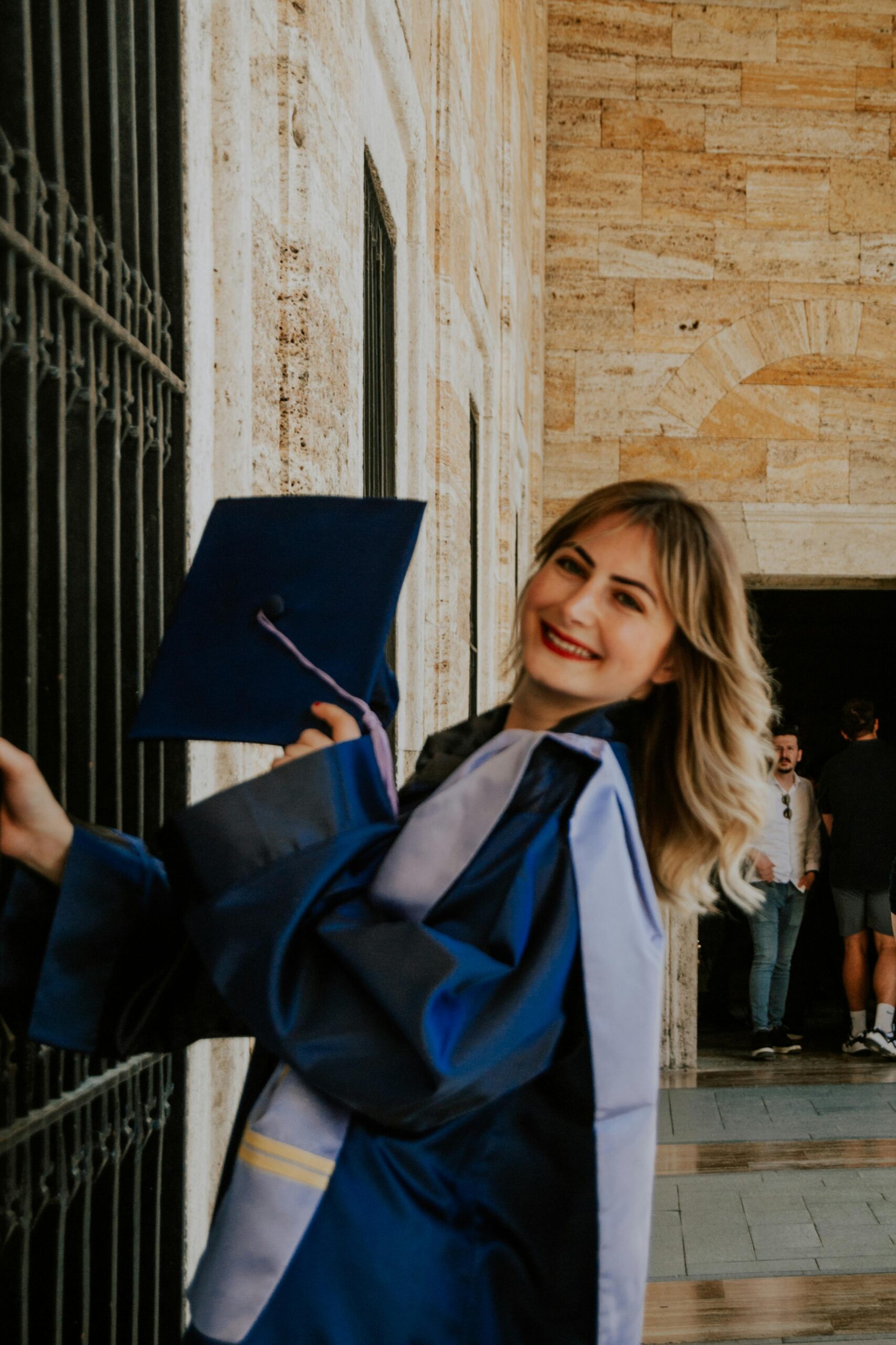 Study in France for Free with these Fully Funded Scholarships