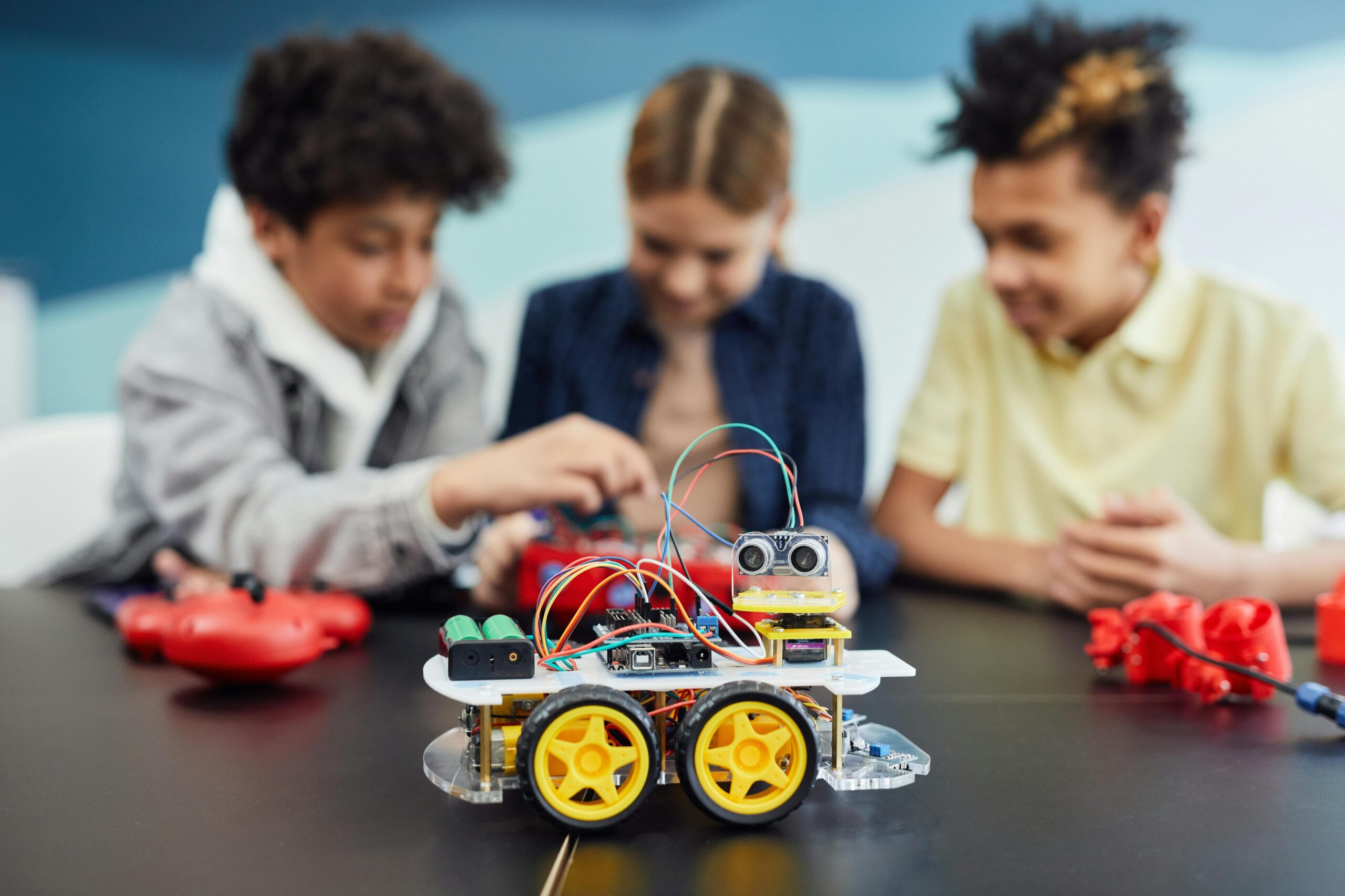 Build a Robot, Compete Globally: UN Youth Challenge