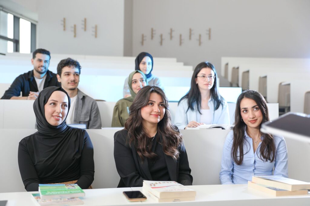 Study for Free at oxford and get a Paid Research Internship Every Summer with the Ellison Scholars Programme
