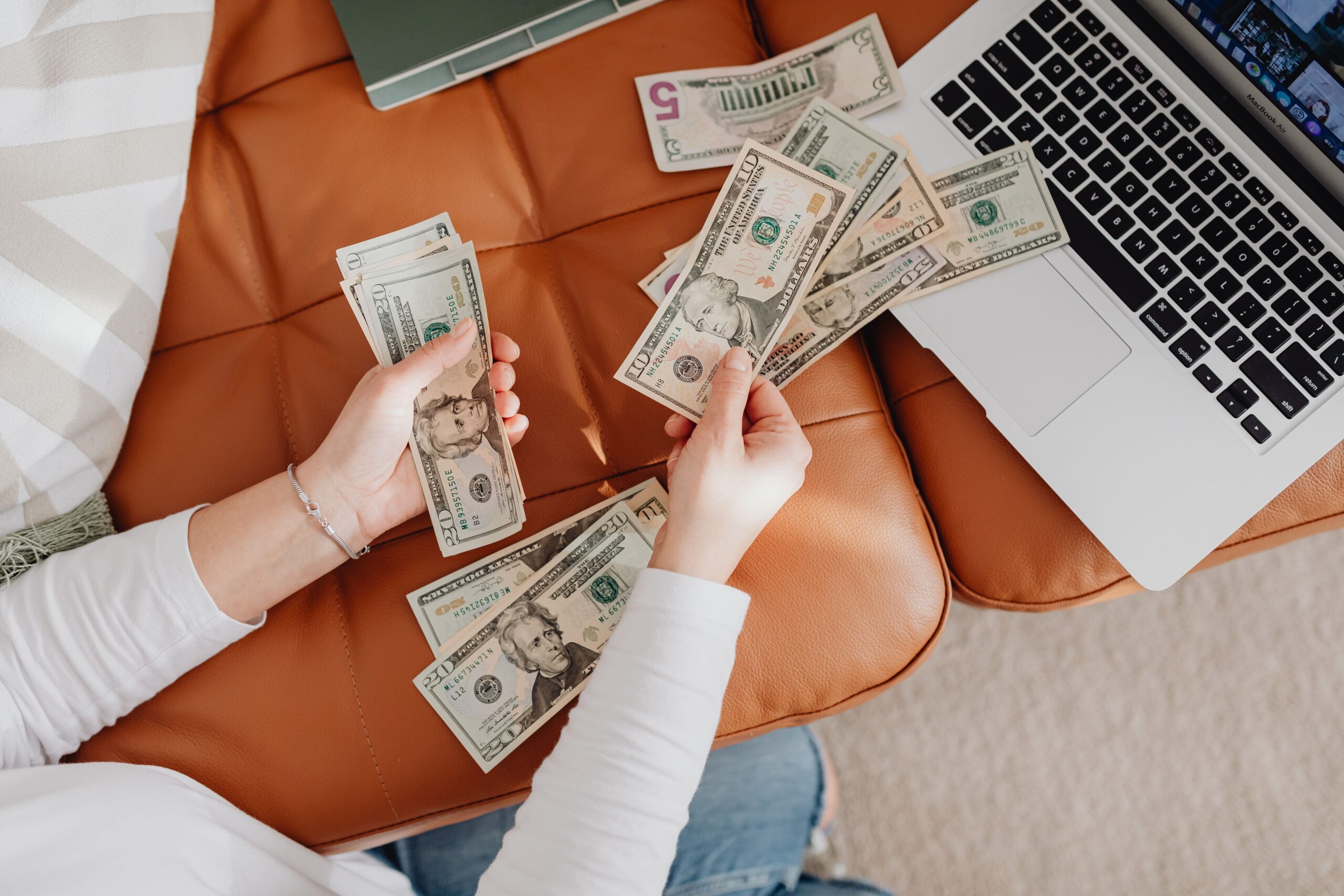 Easy Ways to Build Multiple Income Streams in 2027